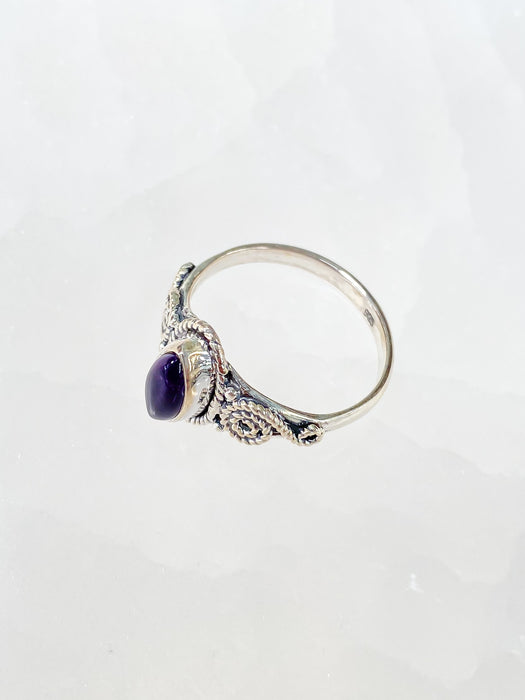 Amethyst Oval Ring (SZ 9) R20