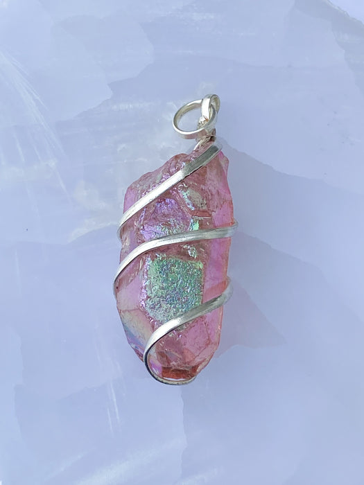 Raw Aura Quartz Spiral Pendant - 1pc