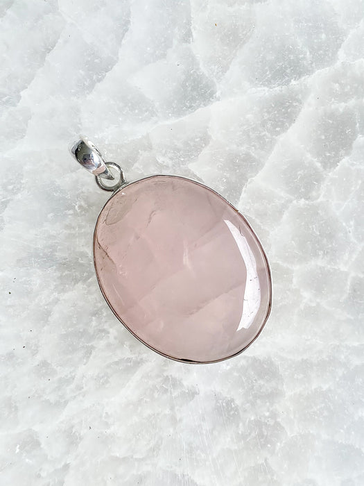 Rose Quartz Oval Pendant P30