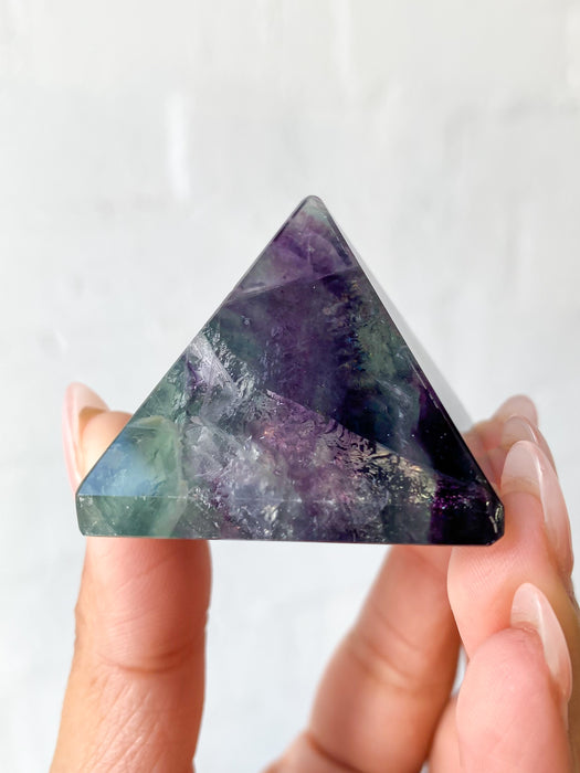 Fluorite Pyramid Large 1pc