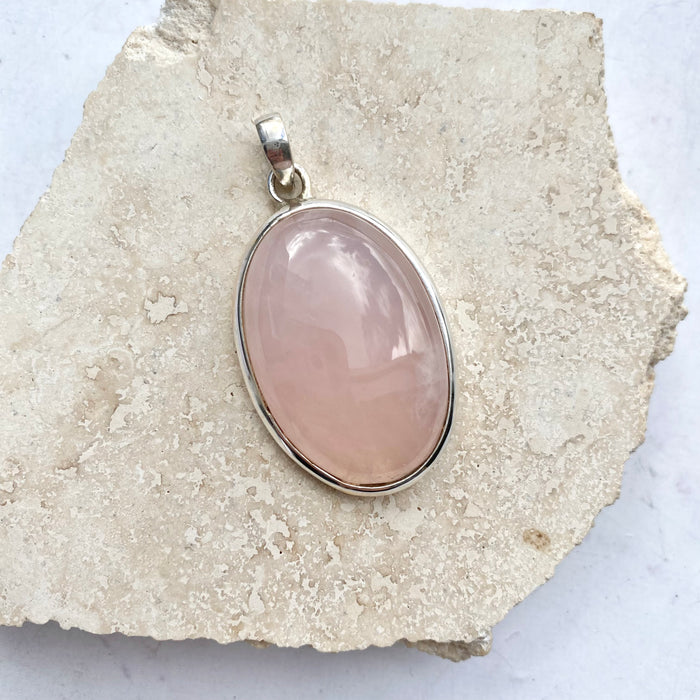 Rose Quartz Cabochon Oval Pendant RQP07