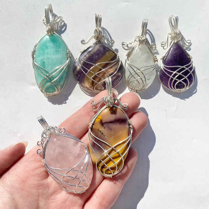 Wired Crystal Pendants 1pc